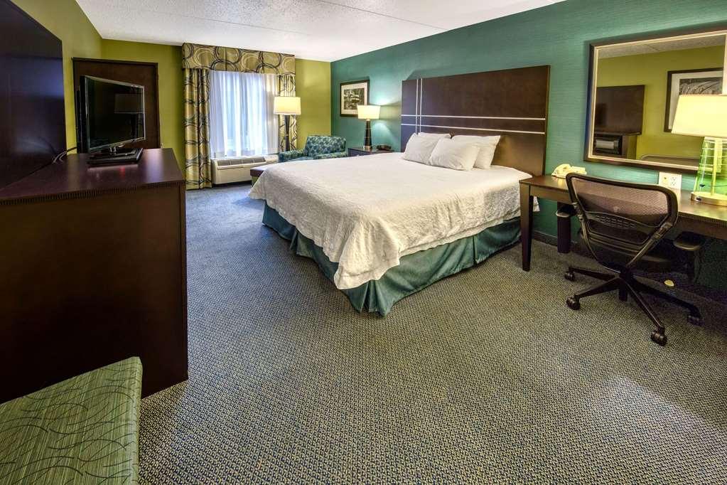 Hampton Inn Greensburg Habitación foto