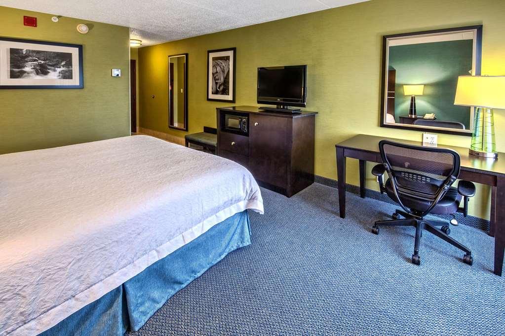 Hampton Inn Greensburg Habitación foto