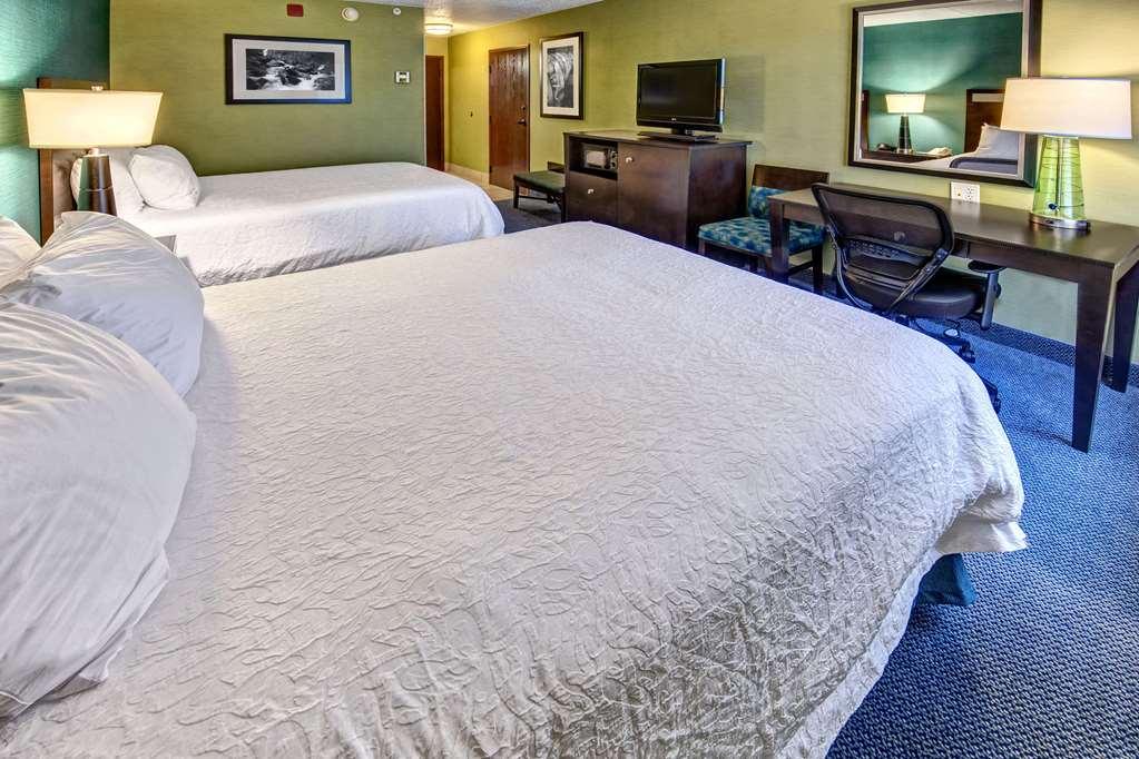 Hampton Inn Greensburg Habitación foto